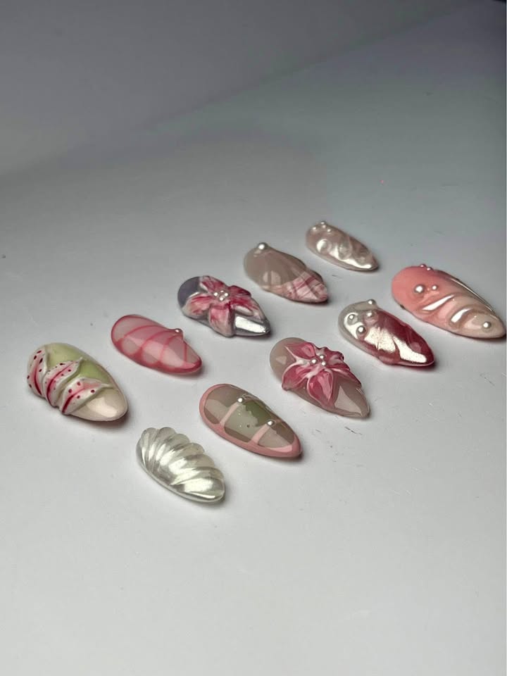 Nail extensions